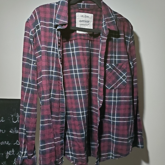 Garage Flannel Medium - Picture 2 of 3